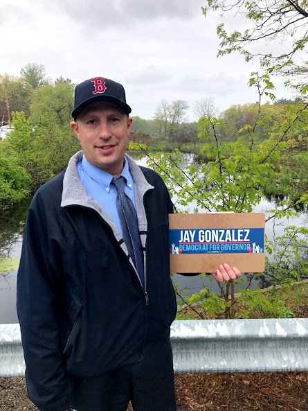 BloomyCommittee's tweet photo. As the #primary is tomorrow - here's a look back at the past 12 months of this campaign! We have fought hard and maintained our integrity throughout.

We canvassed through the rain, sleet, heat and snow.

Remember to vote Benjamin #Bloomenthal, #Democrat for State Rep!  #mapoli https://t.co/wm3VkgXVqA
