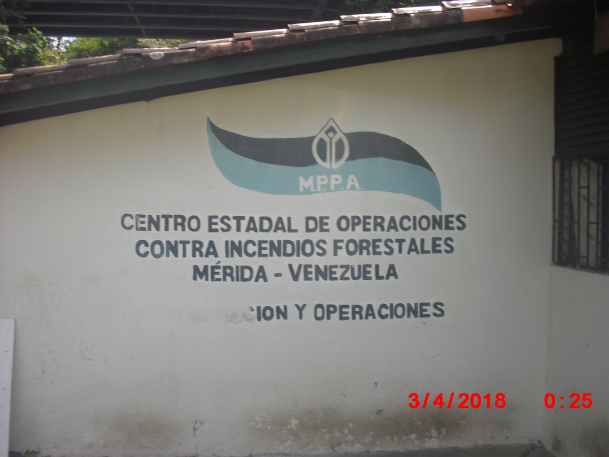 Reservactiva4's tweet photo. #03Sep Gracias al M.P.P. para el Ecosocialismo, nuestro Movimiento Reserva Activa Mérida cuenta con nueva sede operativa para realizar las labores diarias en defensa del pueblo #ElAhorroEsOro @gestionperfecta @NicolasMaduro @DPresidencia https://t.co/B0YihjbgW4