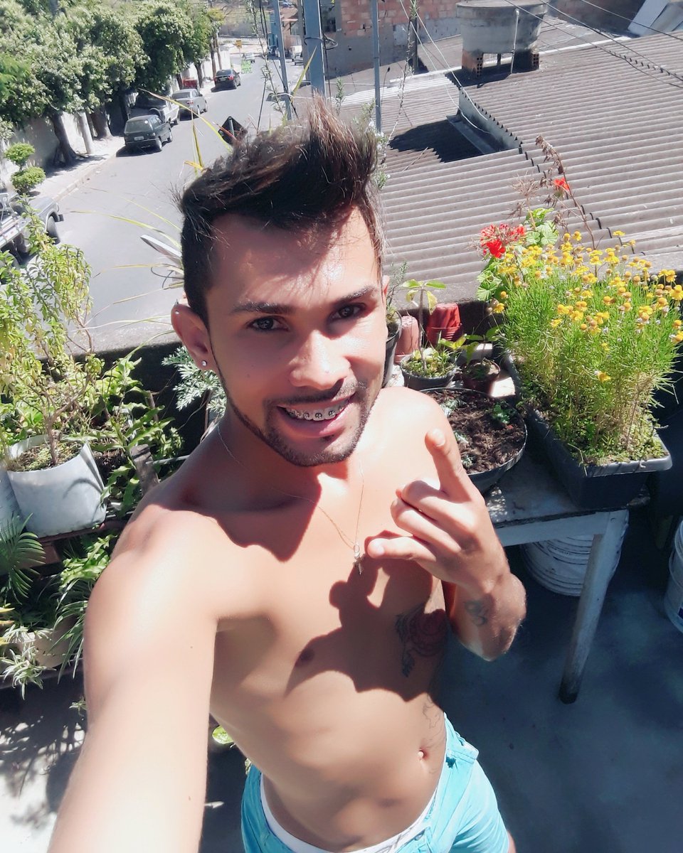 Hericky10's tweet photo. - Não quero ser igual a ninguém. Quero apenas ser minha melhor versão....🍀🤙🙏
#bomdiaa 
#segundouuuu
#semanaabençoada https://t.co/7WG1Tgb3Qb