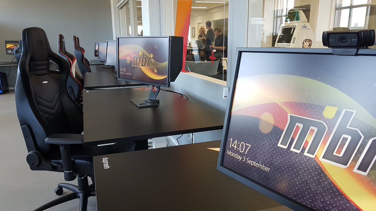 Graham Pitt on Twitter "Have some guests in this week. They're