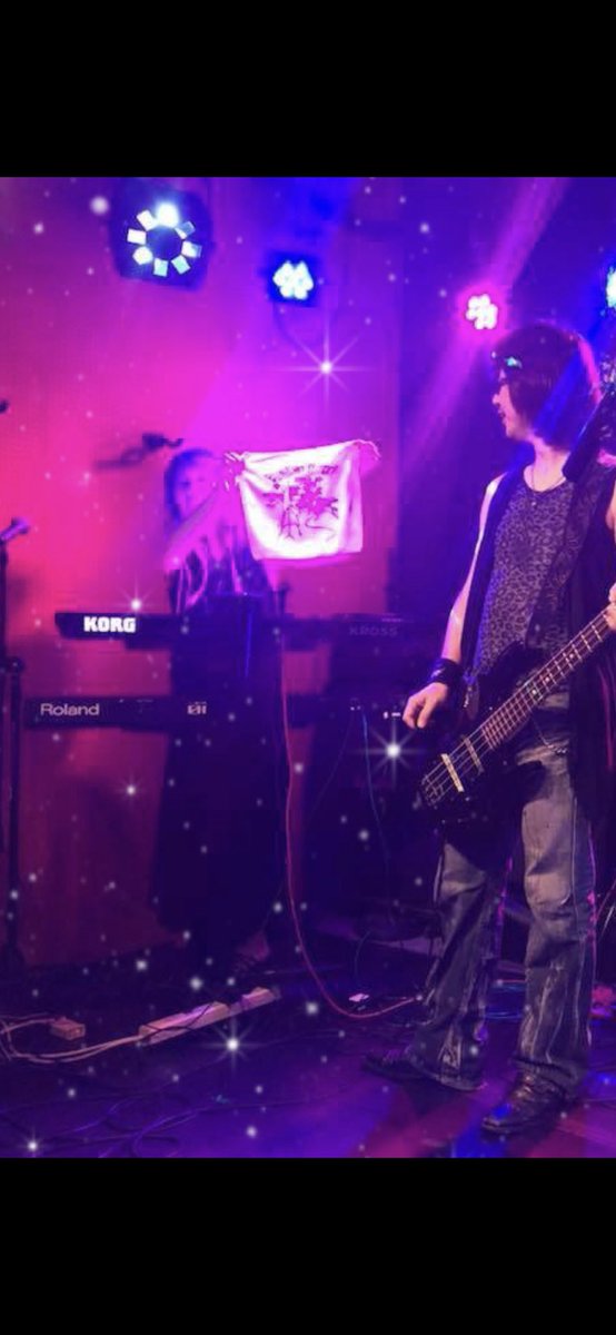 granino's tweet photo. 昨日はアンルイストリビュートバンド、URA⭐️LEWIS のライブでした!
BUNCHO ROCKのタオルを紹介しましたw
ライブ楽しかった!ご来場のみなさん、ありがとう😊
#ふろしき文鳥
#BUNCHOROCK
#アンルイストリビュート
#URA LEWIS https://t.co/W0cnCrn6OY