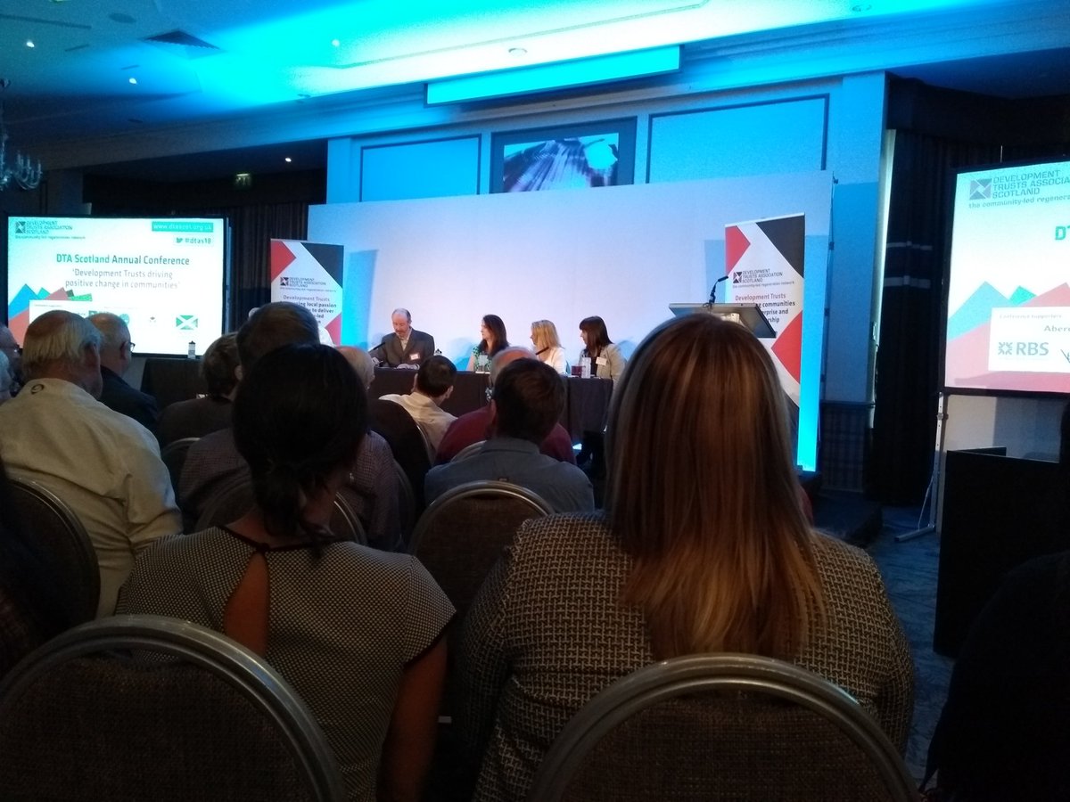 CommEnterprise's tweet photo. #dtas18 conference off to a great start - good to hear inspiring stories from @CranhillDT @linwoodcdt and others https://t.co/8JNScVwQX5