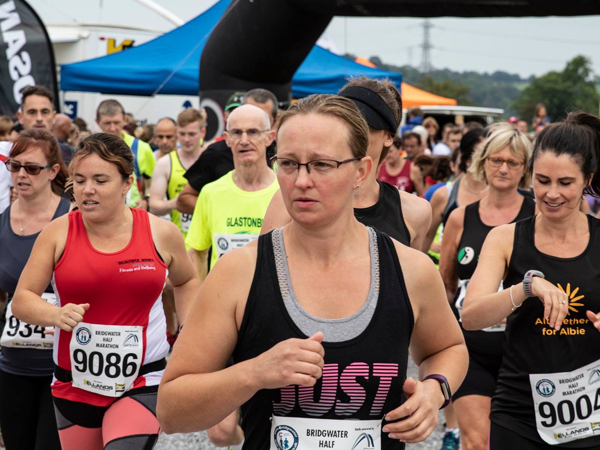 BridgGateNews's tweet photo. Congratulations to all those who took part in the @BWHalfMarathon .
We were delighted to support this event, and it was great to see so many runners competing - and to see the @BridgGateNews logo on their race numbers. https://t.co/ddSjZrZwfv