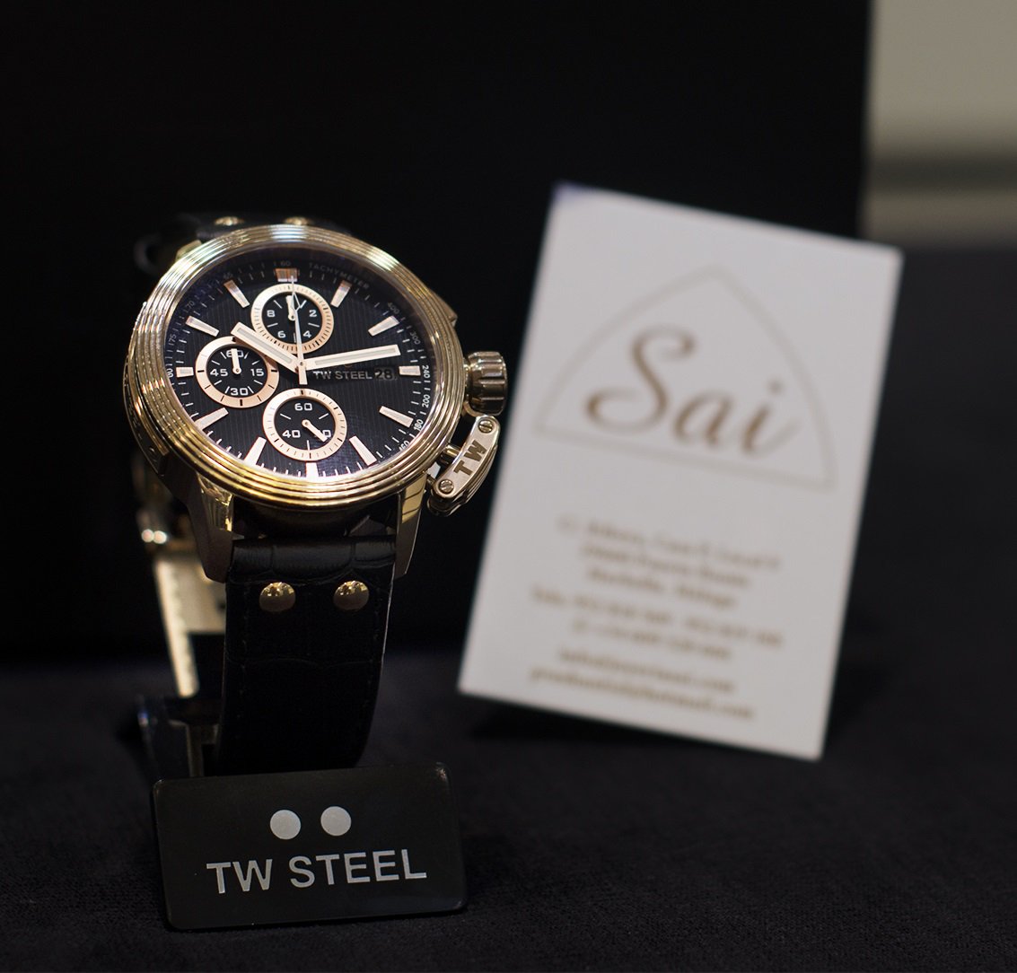 V1Experiencia's tweet photo. Increíbles relojes como el de la foto podrás encontrar en Joyería Sai para sorprender a esa persona especial
.
#viveunaexperiencia #experiencia #marbella #costadelsol #puertobanus #joyeria #reloj https://t.co/kZBNabqUH1