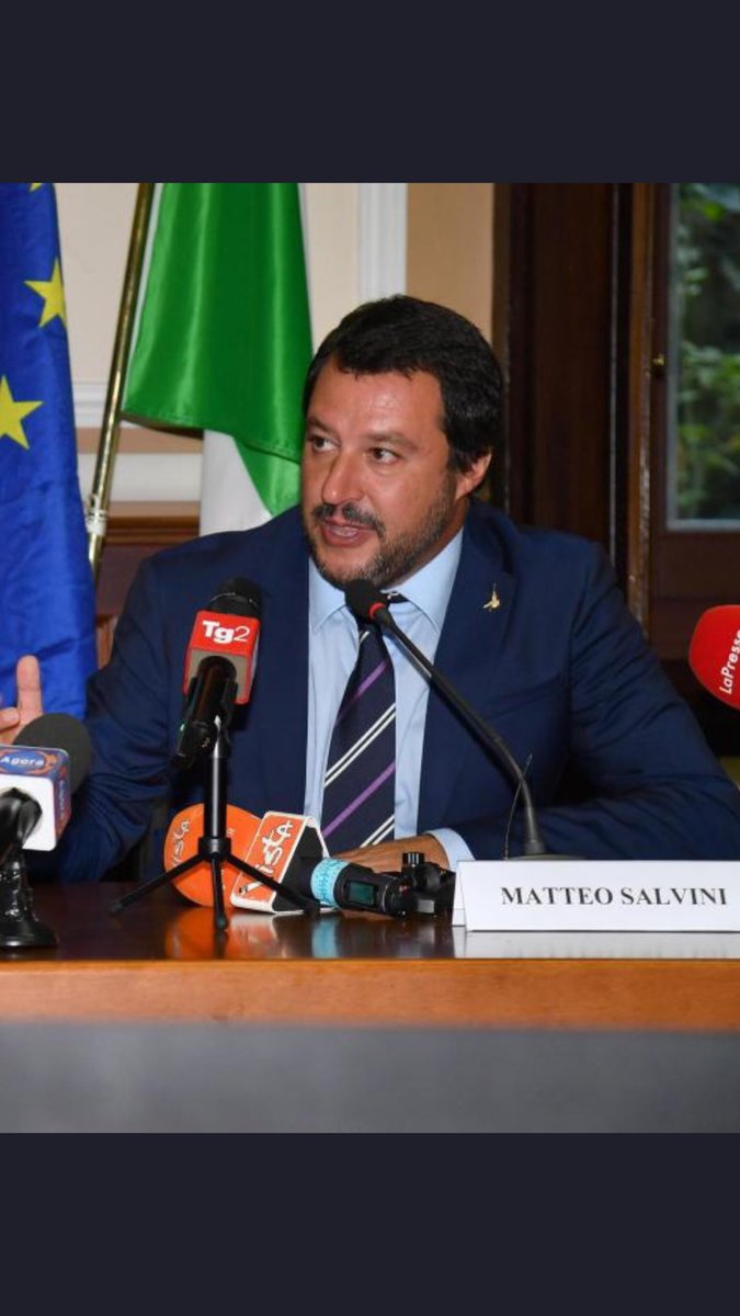 SHROUTH's tweet photo. Donc selon @TSAlgerie #Salvini, ministre intérieur #Italie est devenu sénateur du #RND...on n’arrête pas la science 😬...#algerie https://t.co/lIxJjgOAfH