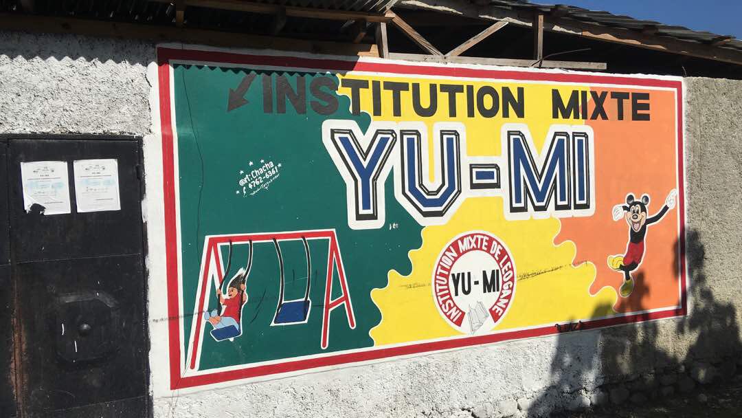 MRCasieta's tweet photo. Welcome back to school my babies!
Love giving back to my homeland🙌🏿
Bienvenue mes bébés 🎉🎊🎉🎊🇭🇹🇭🇹🇭🇹🇭🇹🙏🏿#milliendreamsfoundation #Yumikingdergaten #future @jpehaiti @Haititempo @carelpedre @Jhanedouze https://t.co/1m28ay8P0m
