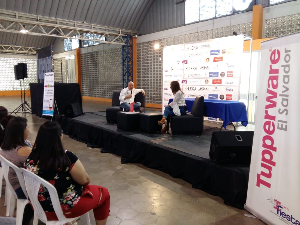 LABproducciones's tweet photo. Fin de semana lleno de sabores. En el #FoodFestival compartimos las recetas de muchos #Chef salvadoreños y el enorme talento de los hermanos #Rausch.

Hacemos realidad tus ideas! https://t.co/vKLqUxHYwe