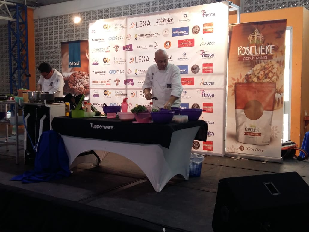 LABproducciones's tweet photo. Fin de semana lleno de sabores. En el #FoodFestival compartimos las recetas de muchos #Chef salvadoreños y el enorme talento de los hermanos #Rausch.

Hacemos realidad tus ideas! https://t.co/vKLqUxHYwe