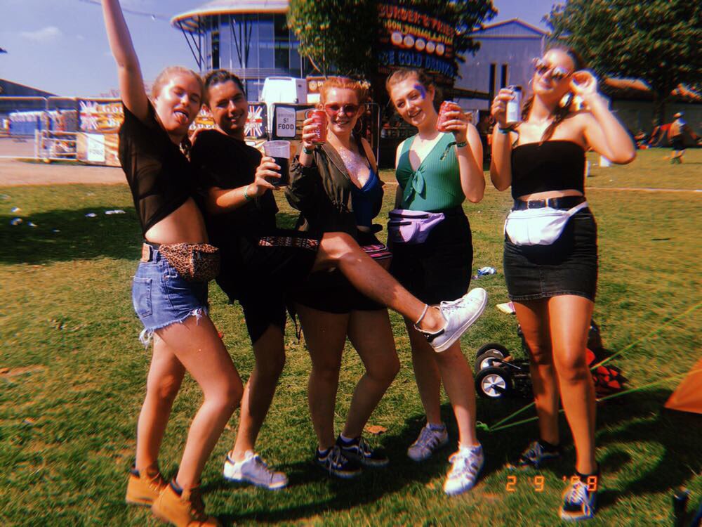 bestbehavioursg's tweet photo. #Sundown2018 Xx https://t.co/JpKIRjk93F