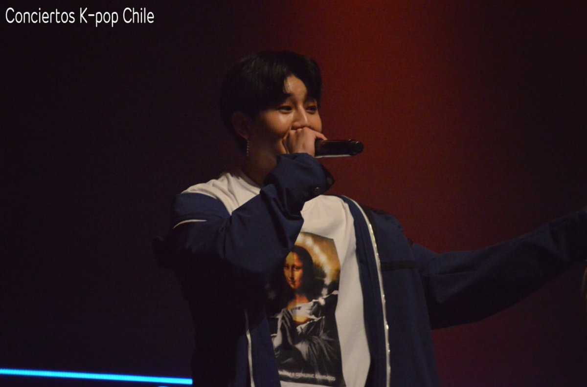 changsunpics's tweet photo. 180831 — Still with 24U in Chile 
©ckch_cl #투포케이 #24K https://t.co/52Bl9Zw9uW