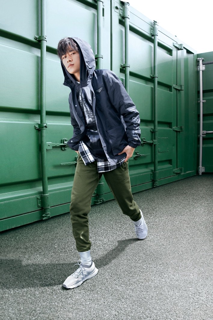 易烊千玺Jackson Yee YouTube频道on Twitter: "(2/2) Energetic boy 👦🏻 活力男孩Cr. adidas neo LOOKBOOK #LiveRestless #生来好动#adidasneo https://t.co/EyUKLqtDD5"