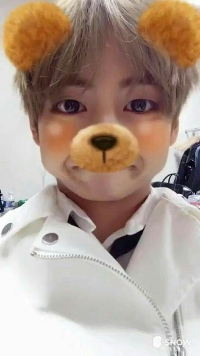 kimbeartae's tweet photo. Taetae baby bear... ILYSN🖤

#ARMYSelcaDay https://t.co/HnuEovMPqV