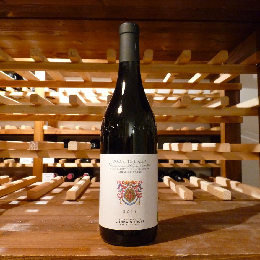 lacavestore's tweet photo. Dolcetto d’Alba E.Pira e Figli
A wine with an intense ruby red color with purple reflexes and a floral and fruity aroma. Dry, slightly tannic, fresh. Combine it with soups, mixed boiled meat in the Piedmontese way and cheeses.
▶ https://t.co/iQEmHlk9JZ 
#wines #winelovers https://t.co/aqThvyqLmV