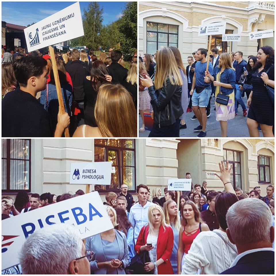 RISEBA_LV's tweet photo. Jaunais studiju gads #RISEBA ir atklāts! 🎓🎉  😊 https://t.co/9ELb2G5fIT