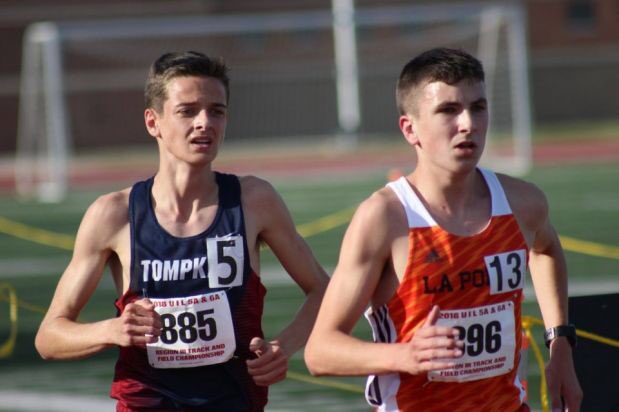 MileSplitStats's tweet photo. Huge Week 3 in the books! US #1 5Ks:
Boys: Ryan Schoppe, La Porte (TX), 15:13.0
Girls: Kelsey Chmiel, Saratoga Springs (NY), 16:46.0
Boys Team: Flower Mound (TX), 15:49.2 1-5 avg
Girls Team: Boise Senior (ID), 18:36.1 1-5 avg https://t.co/0j9jPMb5pL