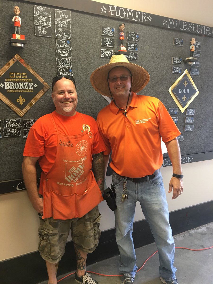 Orange Pride #D261spirit <a href="/Lizanderlawren2/">Lizander Lawrence</a> <a href="/BrentNorwood2/">Brent Norwood</a> <a href="/mlindsey1223/">Mandy Henry</a> <a href="/elisiatumHD/">Elisia Tummings</a> <a href="/THD_Brandon/">Brandon Quishpi</a> <a href="/aroc5088/">Andre Rocha</a>