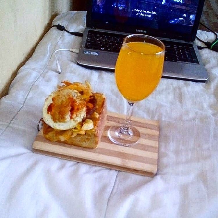 ButheleziSocial's tweet photo. We have never had a #listeriosis problem. Why don’t you #YOUTUBE and chill R20 #ButheleziSocial #DijoTsaKoKasi https://t.co/5mjL1WtQU1