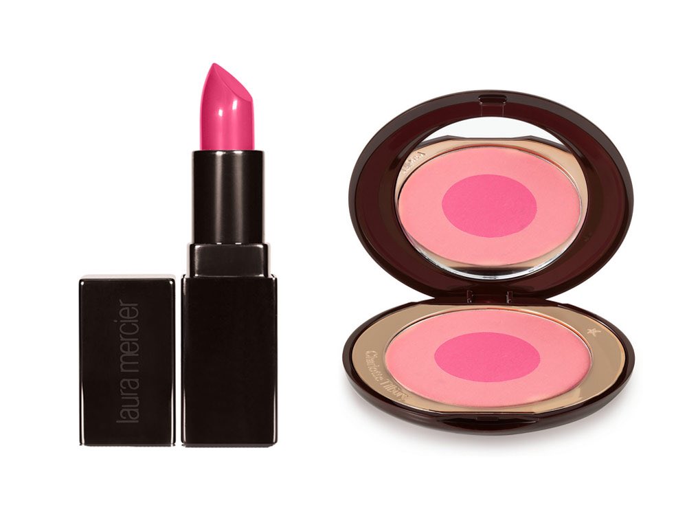 Makeup Tip Monday 
After moisturizing and concealing and a light foundation.
Find a subtle blusher for the cheek bones . A popular colour is a pinkish/ peach to hilite the cheekbones.
Apply very soft colours tones to the lips
A lip liner is not necessary. #makeuptip  #makeup