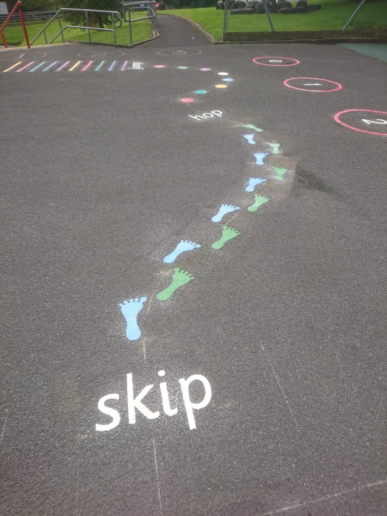 PlayScapeEng's tweet photo. Thermoplastic playground markings installed ready for Autumn term @apiplay @QAEducation #school #playgroundgames #playgroundmarkings #thermoplasticMarkings https://t.co/DKQDh0lCa0