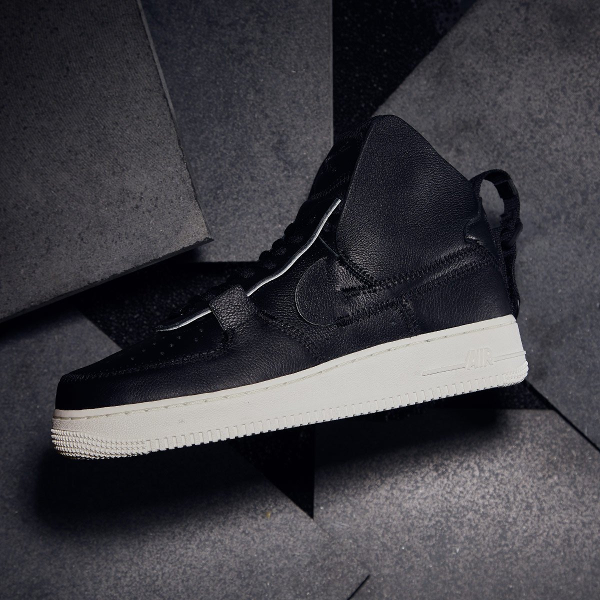 endclothing tweet picture
