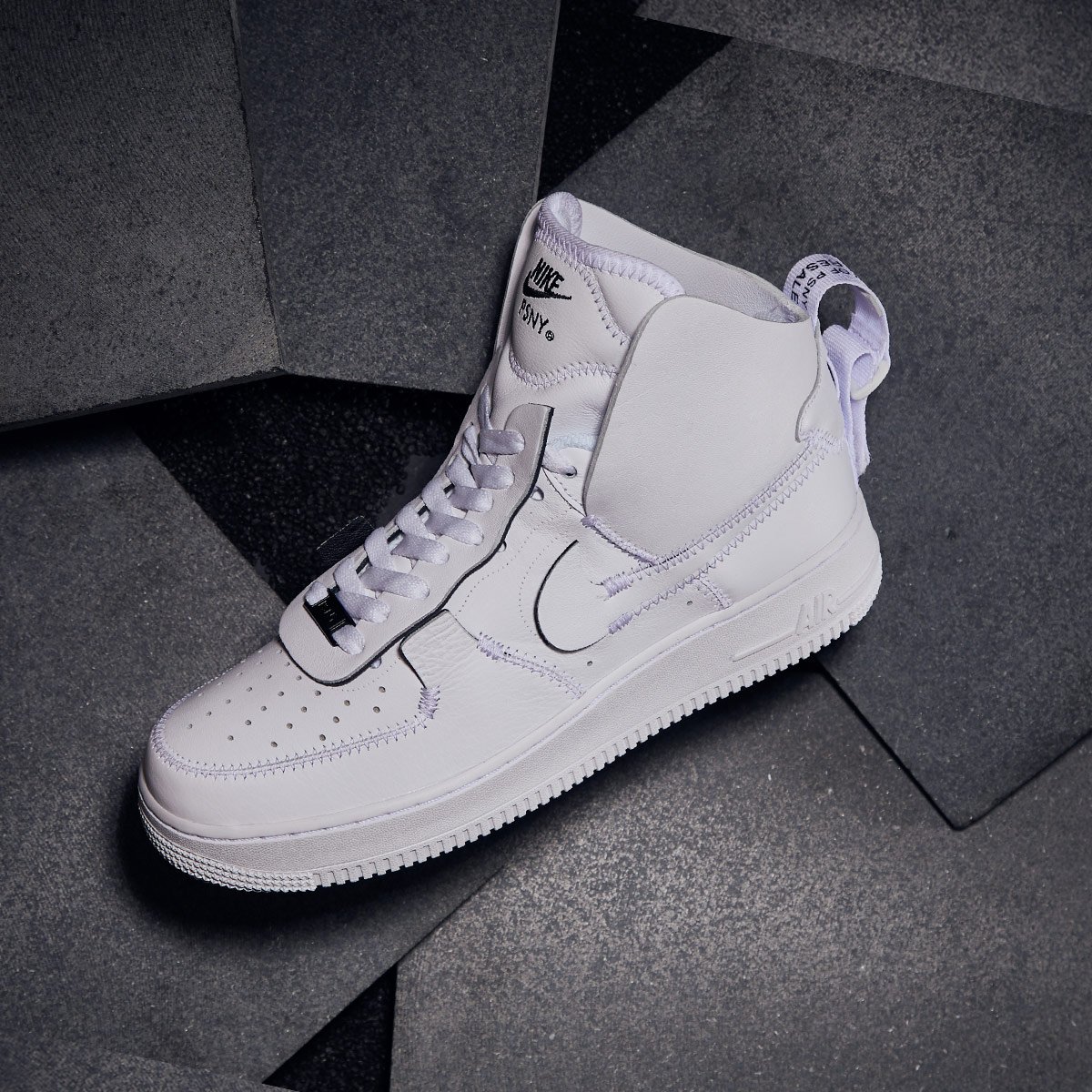 endclothing tweet picture