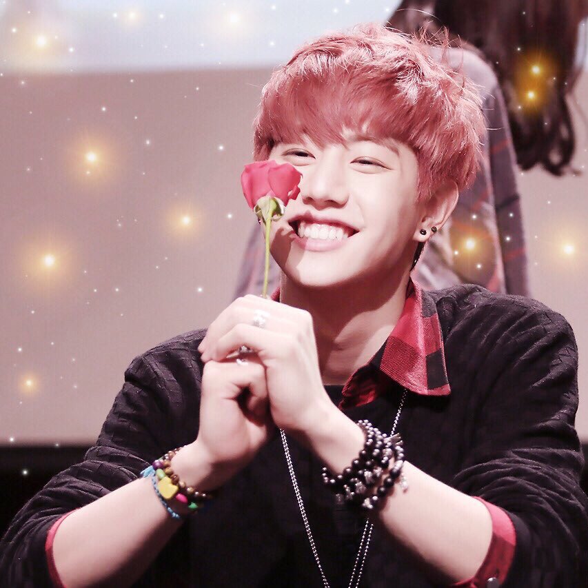 Got7maaa's tweet photo. 마크 생일 축하합니다 🎂♥️ 
당신은 내 왕자님,  계속 사랑합니다. 

私の憧れでもあって大好きなまくさん。
生まれてきてくれてありがとう。本当にまくさんに出会えて良かったです。これからもずっと愛してます。
#XCIIIMARKDAY https://t.co/1wwADKLbwV