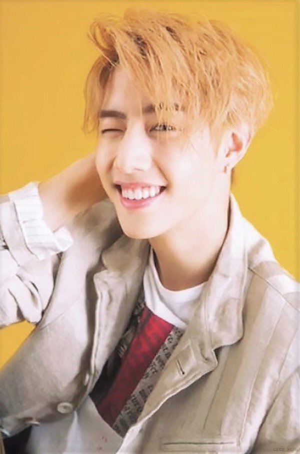 danmary2003's tweet photo. OH MY GOD, MY BABY IS ALREADY 25 YEARS OLD 
Happy Birthday My Handsome Mark I Love You Too Much With The Boys And Stay Healthy My Beautiful Sun 
생일 축하 Oppa😍🥰😘☺️🥳😊😚
#XClllMARKDAY @mtuan93 @GOT7Official https://t.co/tXQrpspE3x