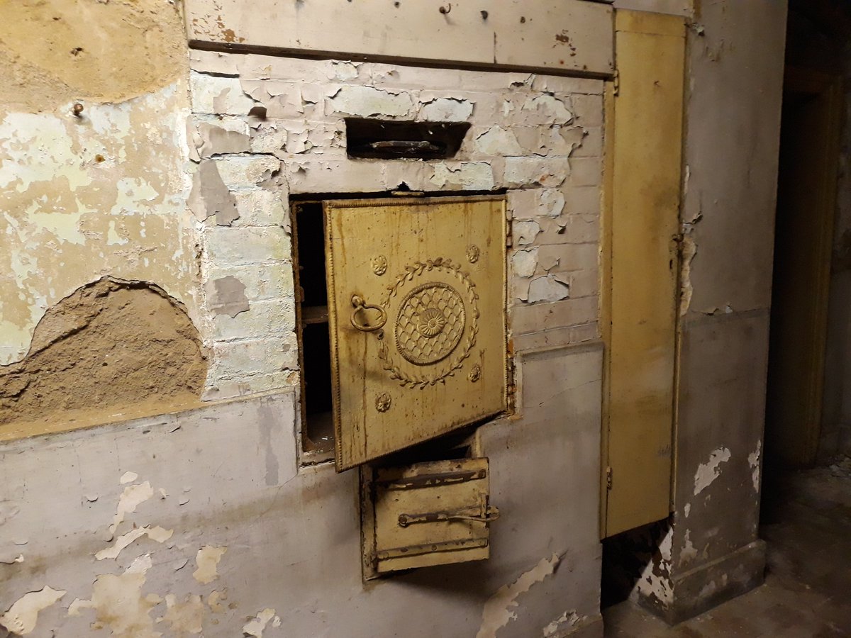 Jim O'Boyle (@cllrjimoboyle) on Twitter photo A few more from Drapers Hall including some good advice whilst in an air raid shelter. Electricians graffiti too! A few more from Drapers Hall including some good advice whilst in an air raid shelter. Electricians graffiti too!
