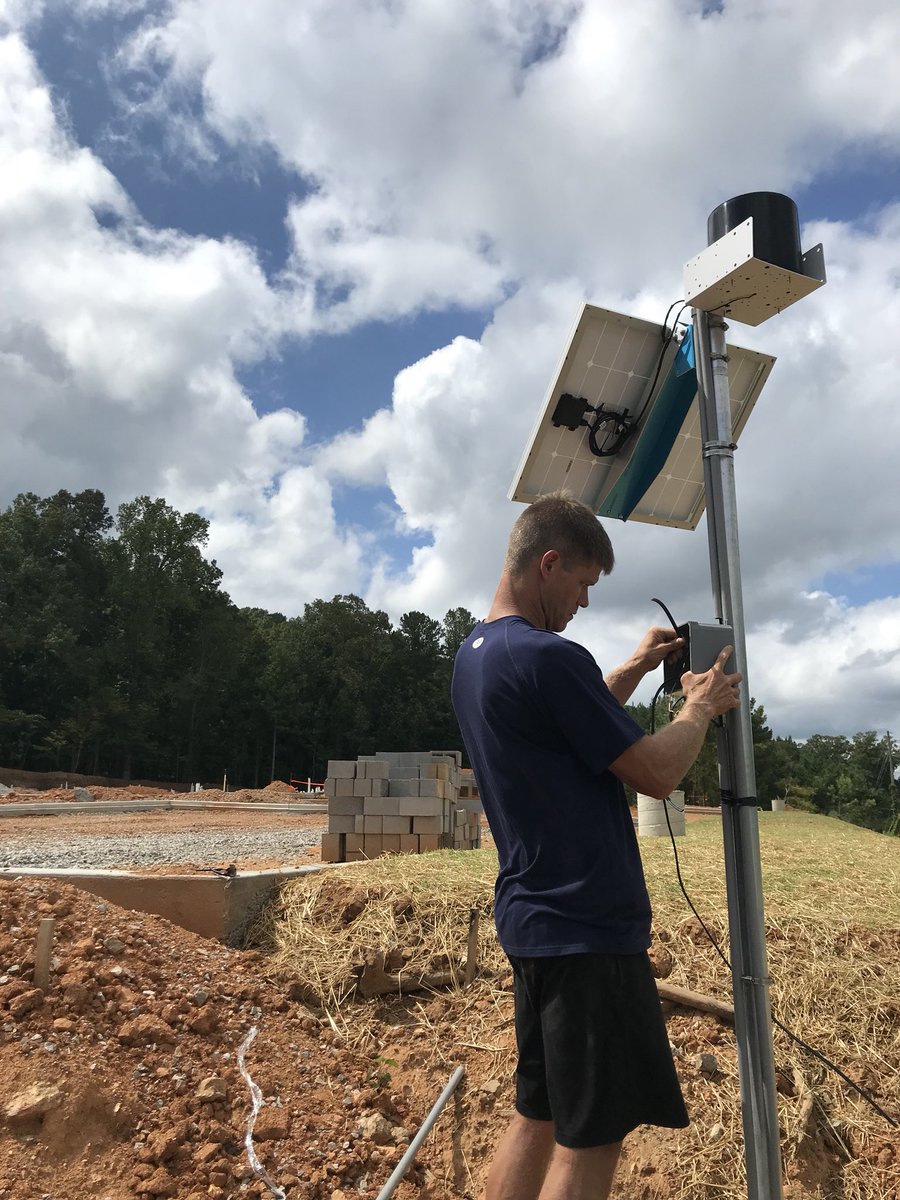 FloodCon's tweet photo. Putting the labor in Labor Day at the Valleydale site!  Finishing up solar power panels for the Beast! 🙌🏻 
Check us out online at: https://t.co/y1pbInUhC2

#weworknwhiletheysleep #entrepreneurlife #floodcon #stormwatermanagement #floodcontrol #urbandevelopment https://t.co/uMgESD75Sl