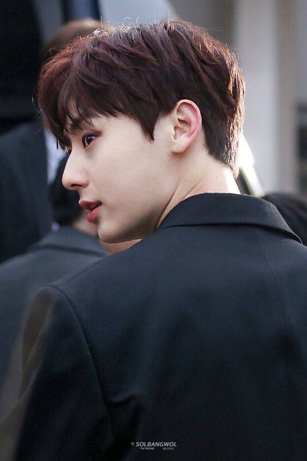 ` 마 크 잭 슨 . tweet media
