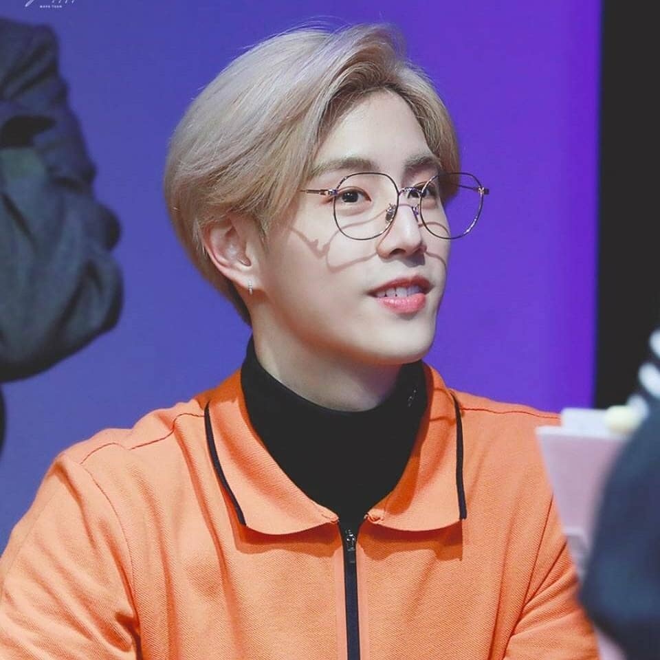 MomhayG's tweet photo. Happy birthday, Mark is Duan. Sweetheart.💓🇰🇷💚🐦🐊 https://t.co/zQl2utui98