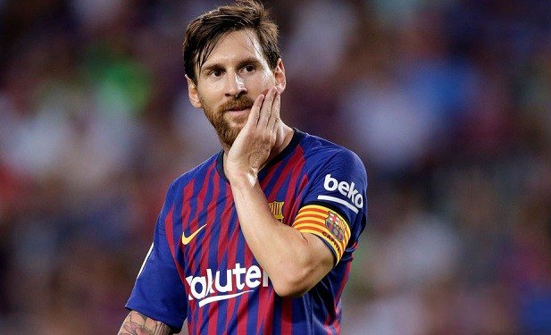 90minz's tweet photo. FIFA announces final three-man shortlist for Best Men’s Player award and everyone is shocked https://t.co/Js2olJy6eM https://t.co/onMtCb7fRw