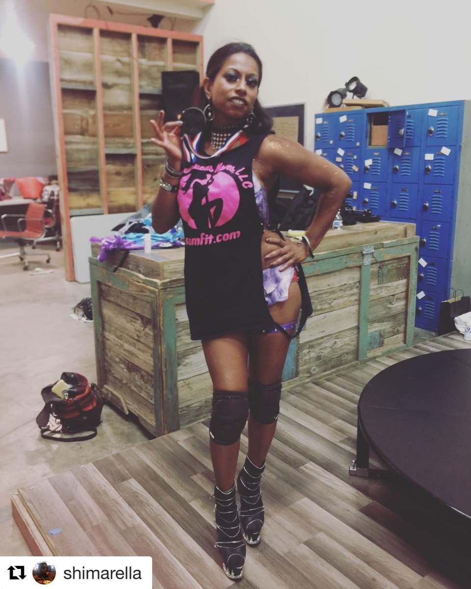 starsgarters's tweet photo. Congratulations to Black Orchid on her win in the @uspolesportsfederation Women’s Elite Masters #poleclassique champion. On to Nationals! #fitover45 #poledancersofig #asianpoledancers #queersofpole #pinupsofcolour #pinupsofcolor #sanantonioburlesque #ssmfit #starsandgarters https://t.co/0EC7X4plMc