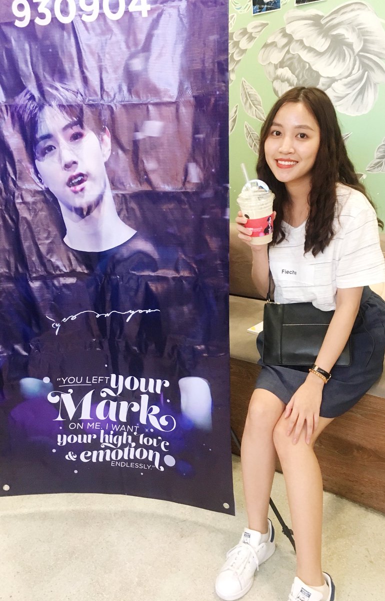 NguynThPhngMai7's tweet photo. @GOT7Official #XCIIIMARKDAY Chúc mừng sinh nhật chàng trai của tôi❤️❤️❤️ @mtuan93 #HAPPYMARKDAY #HappyMarkachuday https://t.co/KEc8Lwj6ZH