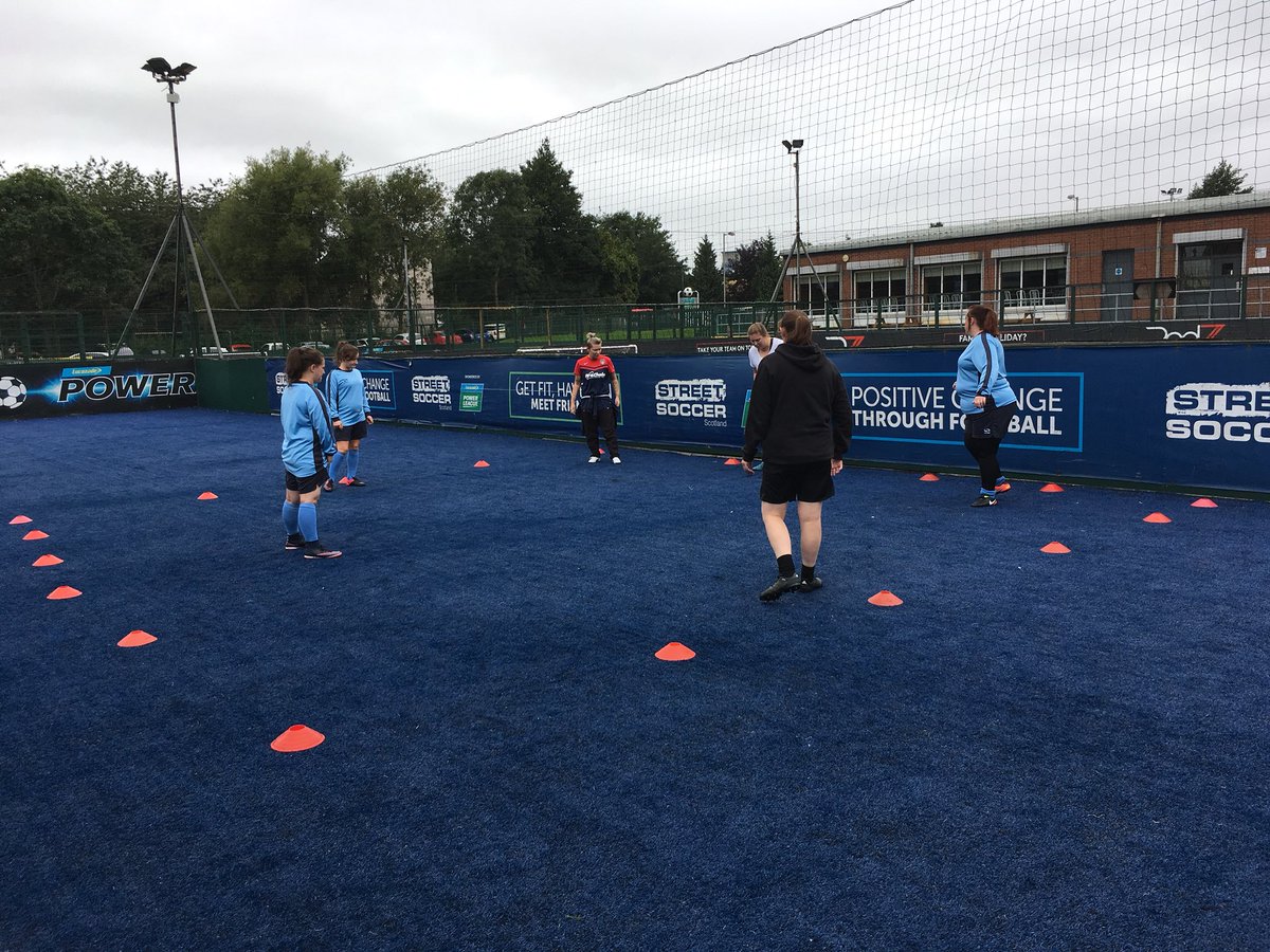 SSS_SarahR's tweet photo. Great work this morning from the lassies Street 45 session @streetsoccerSCO we worked on possession, defending and general feet work. Well done Everyone! #improveeveryweek#100%effort#yourbestyou#headinthegame#goalsettinggoalsweating#squadgoal#teamwork#fun#laughter#fitness https://t.co/pO2E8tG7nb
