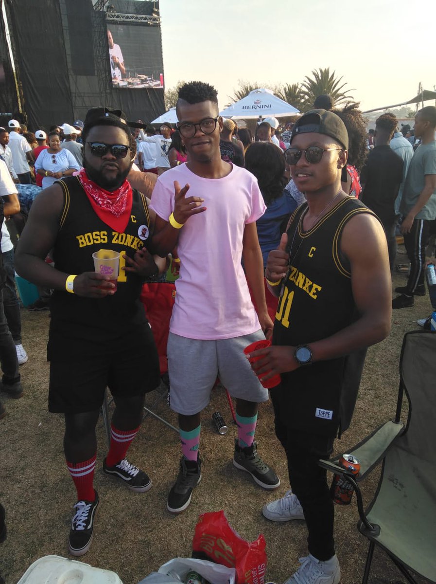 NavieNavigator's tweet photo. #RockDemShorts
#SpringTaboo
#Squad💃💃💃💃 #Tembisa 1632 https://t.co/0MPzBS7O9U