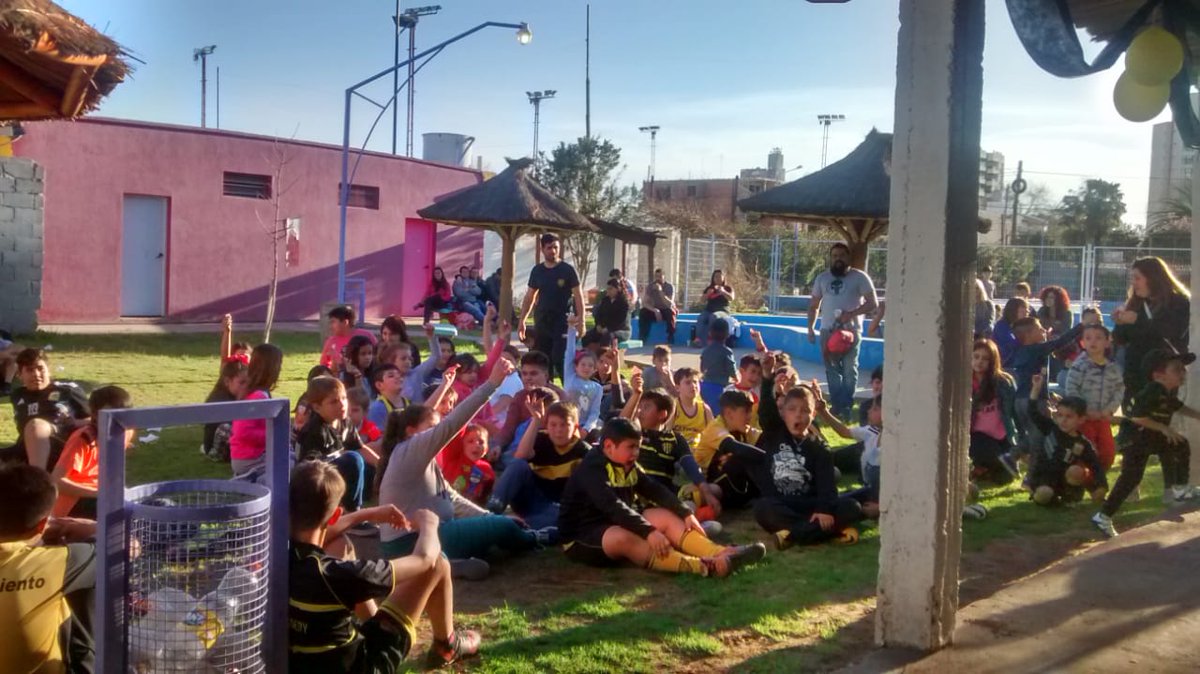 JorgeNewberyVM's tweet photo. Festejos del día del niño en el Club.

Gracias a todos por participar de este hermoso domingo y también a los organizadores!! https://t.co/pk8k8A6n0T