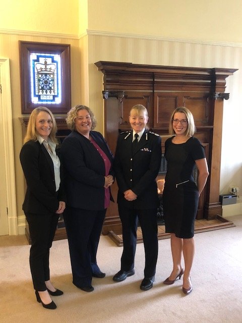 DeeMCollins's tweet image. Wonderful to welcome these 3 inspiring new Inspectors into my Office @WestYorksPolice HQ this pm &amp;amp; congratulate them on their promotions. Good chat about role models, mentoring, supporting others &amp;amp; the busyness of policing at the moment #leadership #welldone