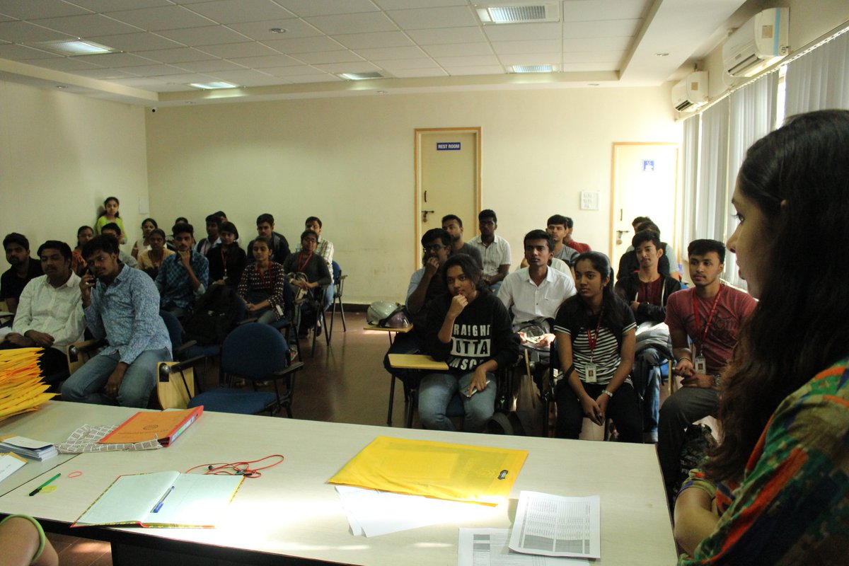 bmscephaseshift's tweet photo. Our energetic bunch of campaigning teams headed to colleges galore all over Bangalore, took the whole hype of #PhaseShift2018 a notch higher!
Kudos to their brilliant effort!
#SpaceSystems #CampaignCrew #Hype https://t.co/nlumxNBMOH
