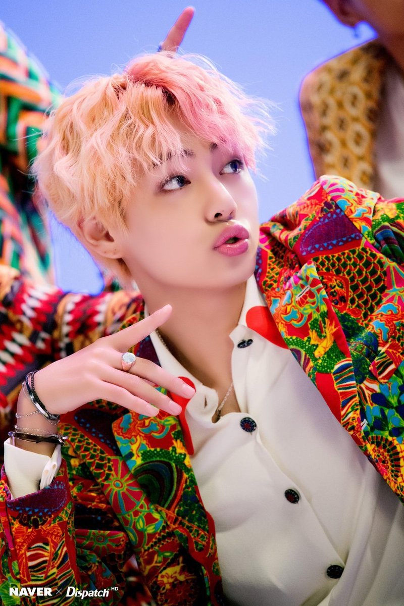 tsukiumi's tweet photo. @BTS_twt #Answer1onBB200
🐯LOVE 愛💜
I LOVE Taehyung BTS💜
#MPN #BTSARMY
#BTS @BTS_twt
BTS 防弾少年団
FAKE LOVE
LOVE YOURSELF 轉 Tear
IDOL feat.ニッキー・ミナージュ
LOVE YOURSELF 結 Answer https://t.co/6s0Ll7Nkva