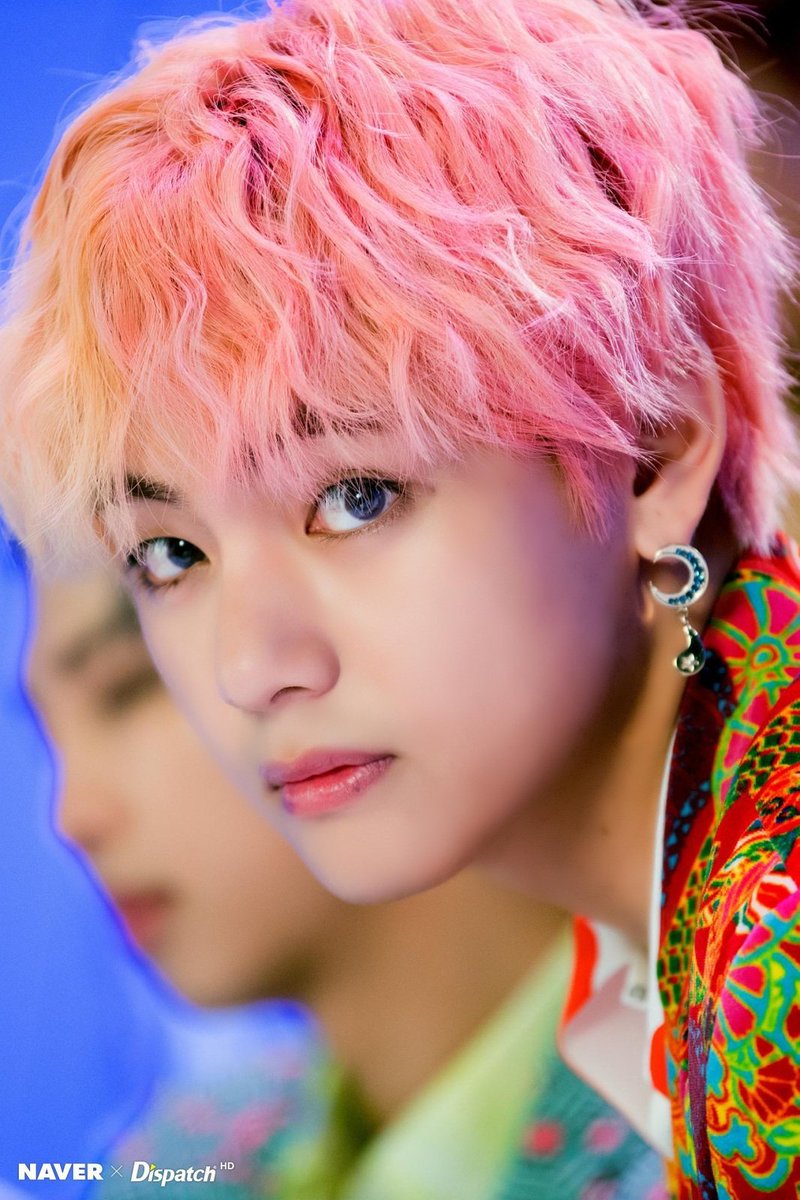 tsukiumi's tweet photo. @BTS_twt #Answer1onBB200
🐯LOVE 愛💜
I LOVE Taehyung BTS💜
#MPN #BTSARMY
#BTS @BTS_twt
BTS 防弾少年団
FAKE LOVE
LOVE YOURSELF 轉 Tear
IDOL feat.ニッキー・ミナージュ
LOVE YOURSELF 結 Answer https://t.co/6s0Ll7Nkva