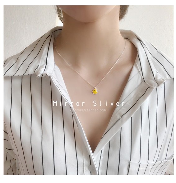 theshushop's tweet photo. สร้อยคอลูกเจี้ยบ 🐣รหัส IN0072 เส้นละ 200 บาท เงินแท้ 97.5%  #พร้อมส่งชุช็อปสร้อยคอ น่ารักมากกๆ ขนาด 40+5 เซน ส่วนข้อมือพร้อมส่งง 150 บาท น่ารักกก https://t.co/oGomhynBf6