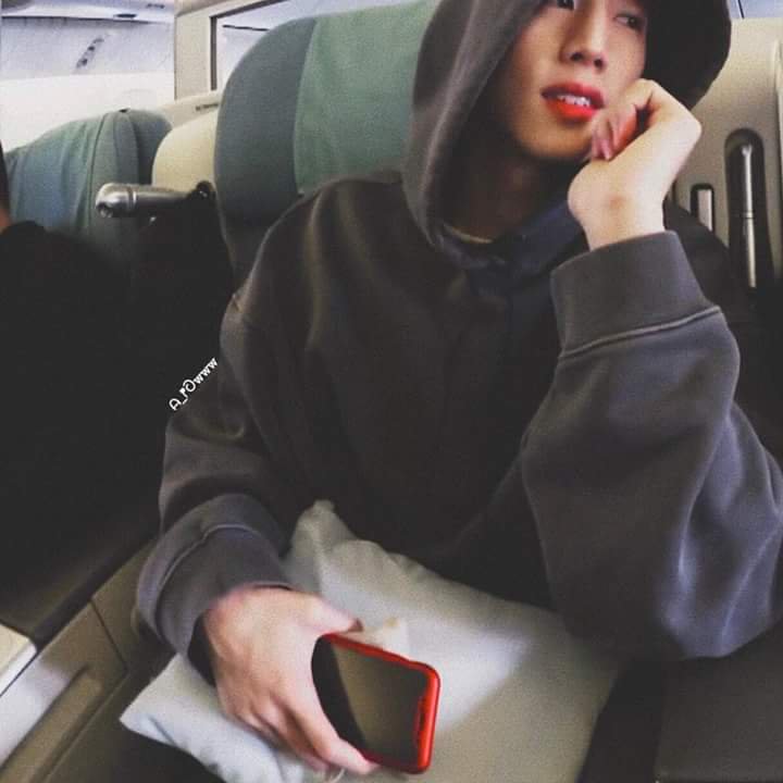 JUNGKOO62821807's tweet photo. แฮปปี้เบิร์ดเดย์ค่าสามีคนที่7ของช้านน❤❤
ขอให้สามีมีสุขภาพที่แข็งแรง อายุยิ่งยืนนาน หล่ออย่างงี้ไปเรื่อยๆนะค่ะหนูจะชิปมาร์คแบมตลอดไปนะค่ะ555
마그사랑헤요❤❤❤
#XCIIIMARKDAY
#Happymarktuanday https://t.co/NSypPnnhoJ