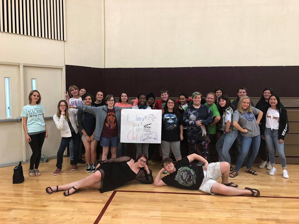 ms_vanbuskirk's tweet photo. Meet the @WECHSwolfpack 2018/2019 Drama &amp; Film Club!! 🎭🎞️📽️ https://t.co/gUyeJMj3Rn