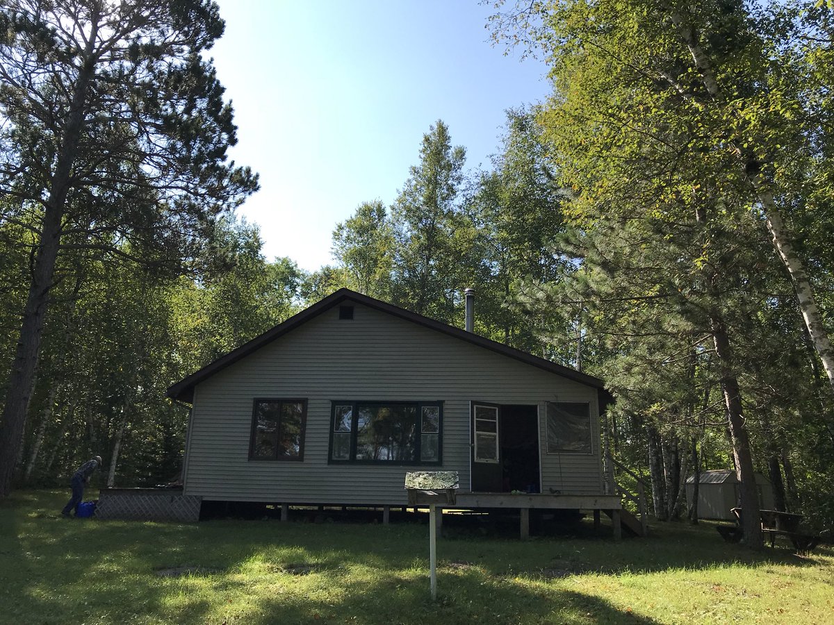 GoBigRedIron's tweet photo. #happyplace #huntingshack #MN https://t.co/3PHcIfCI8n