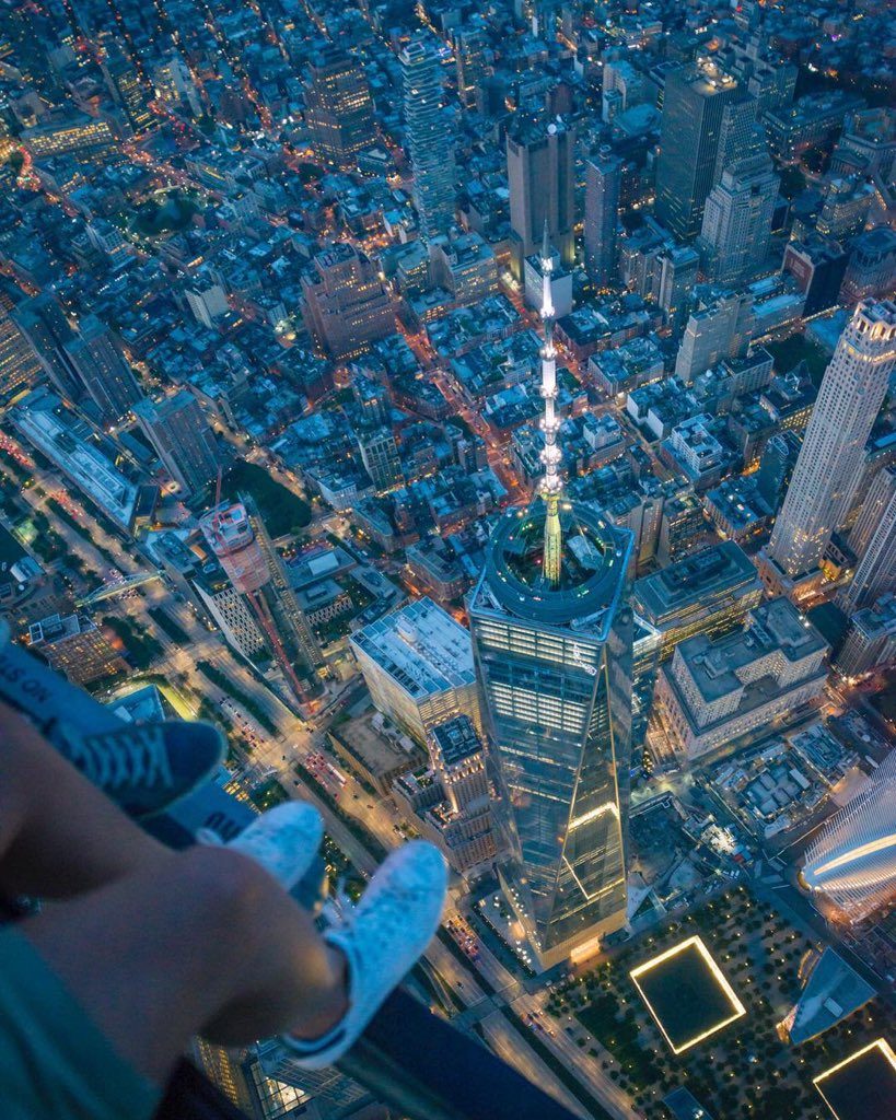 OneWorldNYC's tweet photo. Happy National Skyscraper day from the tallest in the Western Hemisphere!  

📸: @paulganun
#iloveny #seeyourcity #explore #exploremore #myview #mynyview #nyview #views #nycviews #instadaily #fun #skyline #skyscaper #nyskyscraper #newyork #newyorkcity #wtc @OneWTC https://t.co/dJTVs5NzW0