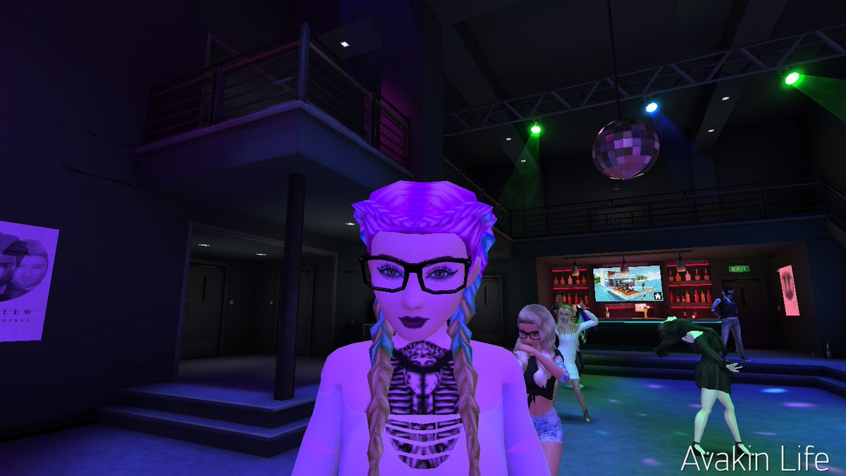 JaneLmf14's tweet photo. I need true friends here in avakin game😊''tweet me back I'll add you guys.. 
@JaneLmf14 https://t.co/Tl1018v5W2