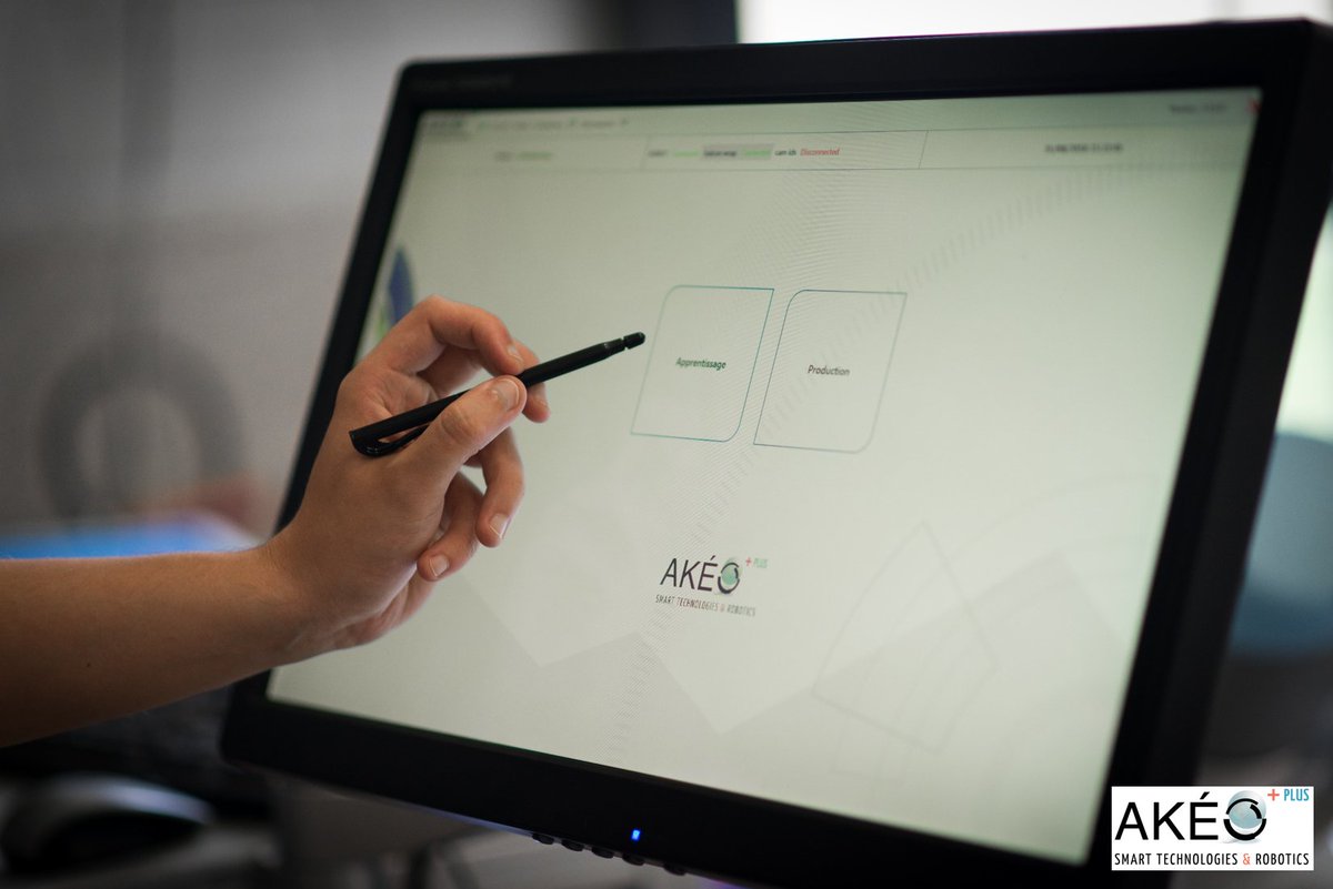 akeoplus's tweet photo. One of the #key for a relevant smart system? A powerful software, a simple #HMI. #AKEOSpine to configure & program a complete industrial application, more demo on https://t.co/kTMHUJbvVu https://t.co/FuLAUyn99E