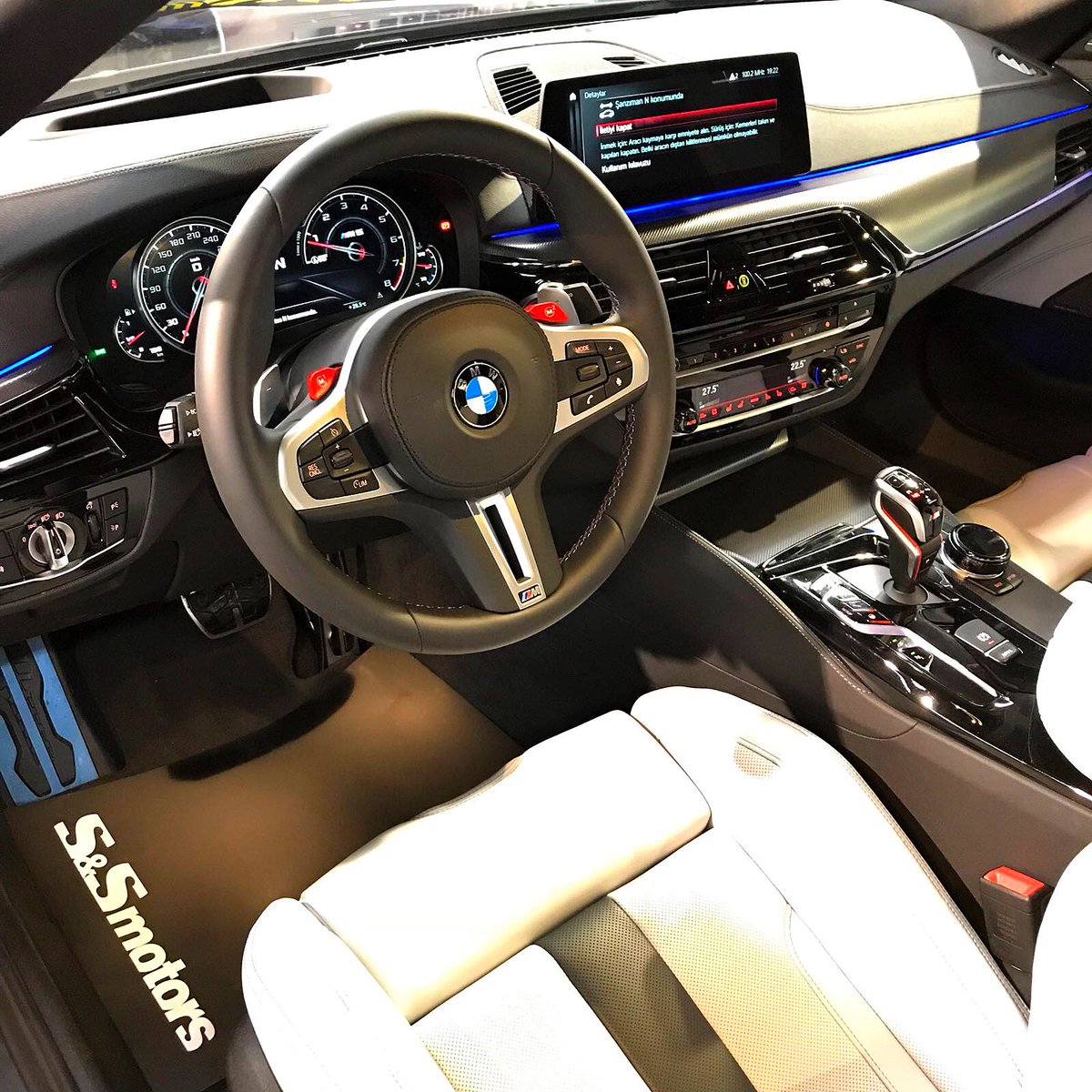 SSmotors's tweet photo. #BMWM5 #M5 #M5F90 #F90M5 #F90 #4wheeldrive #2wheeldrive #TwinTurbo #S63B44T4 #biggestselection #biggestcollection #nowhereelse https://t.co/APQl23eWzI