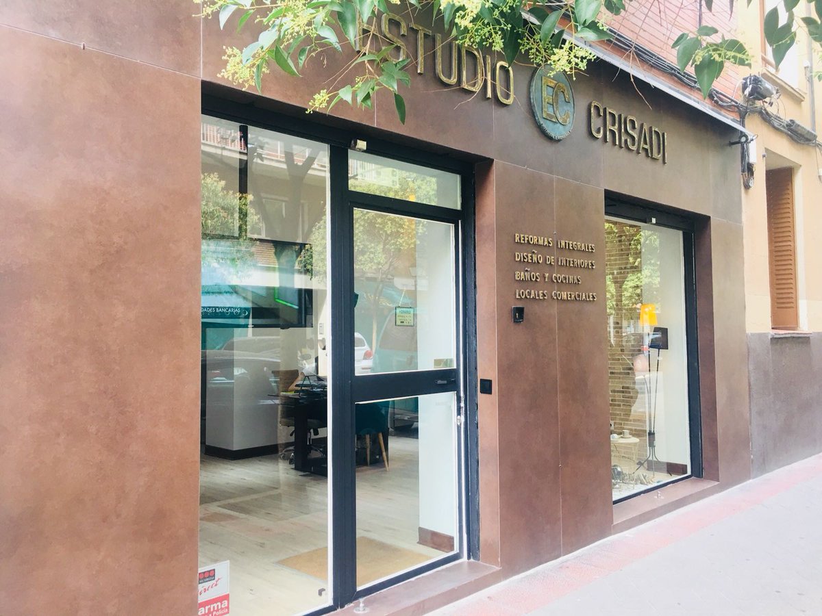 EstudioCrisadi's tweet photo. Ya hemos vuelto de las vacaciones  con más ganas de trabajar realizando proyectos, rehabilitación, reforma de cualquier local e vivienda  y decorando el espacio que desees de la mejor forma posible y económica. Te atendemos en estudiocrisadi@gmail.com https://t.co/Xr7hlCIxLA